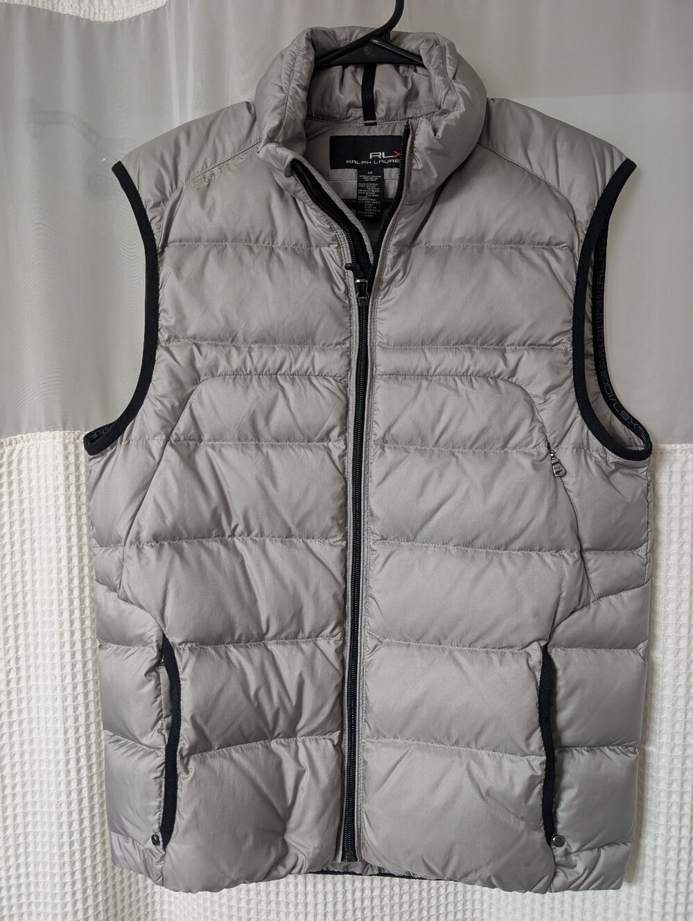 Men's Sz S **RLX Ralph Lauren** Light Gray Quilted Puffer Vest